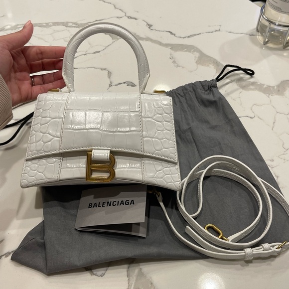 Hourglass XS - Picture 4 of 6